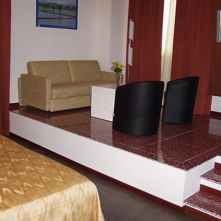 Mareschi Palace 4*